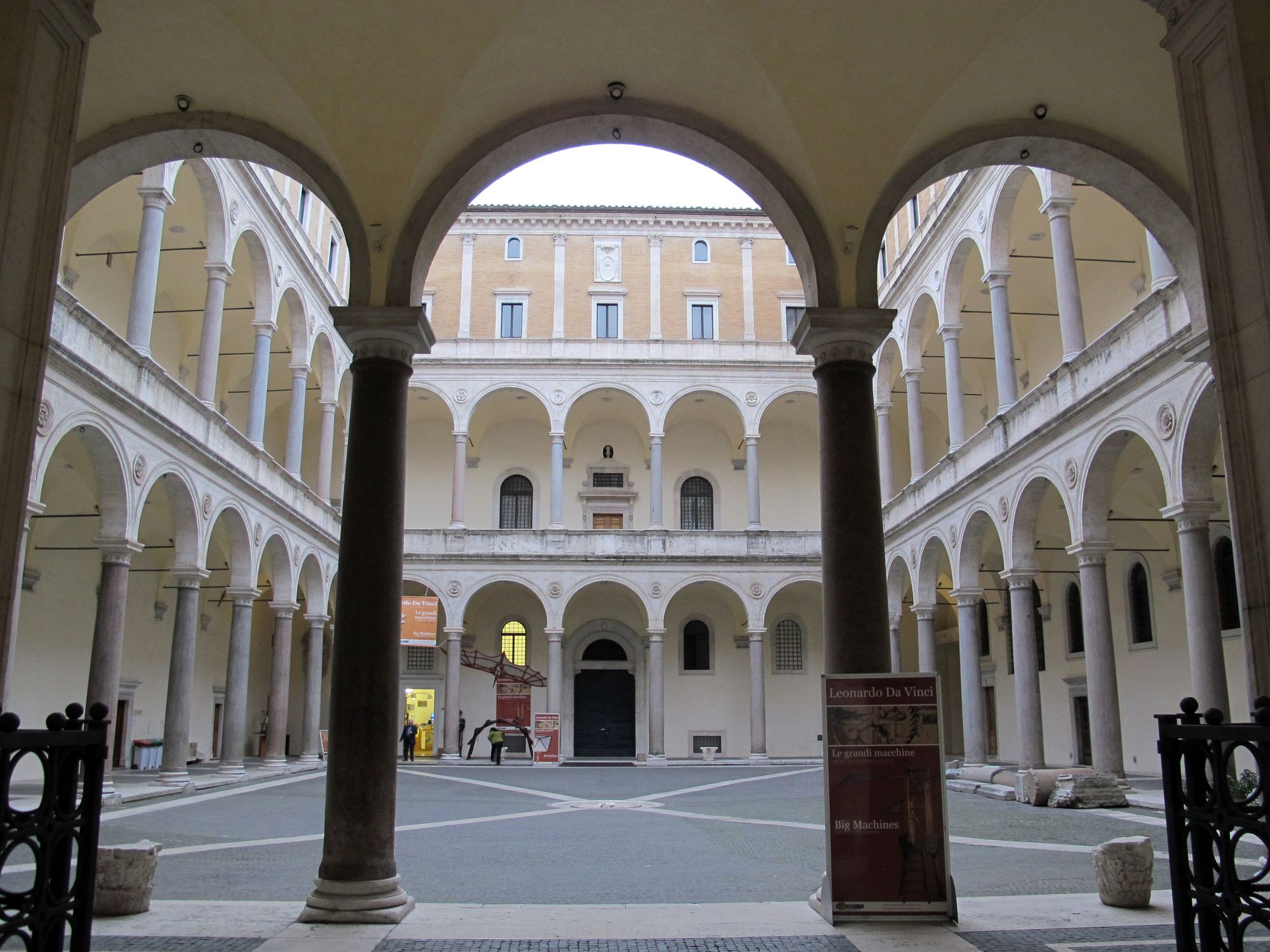 La Dedica Nascosta Che Pochi Hanno Capito: Ecco Dove Guardare